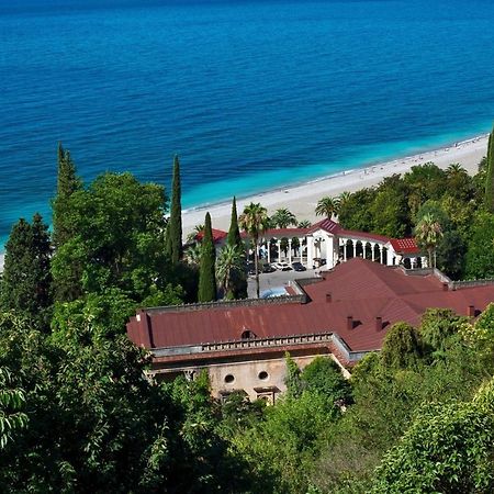 Calipso Sea Hotel Gagra Buitenkant foto