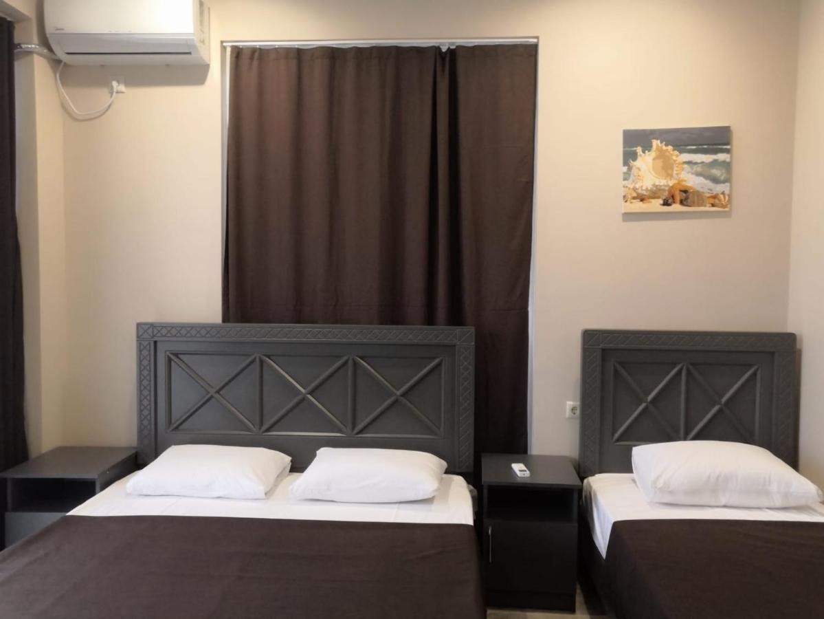 Calipso Sea Hotel Gagra Buitenkant foto