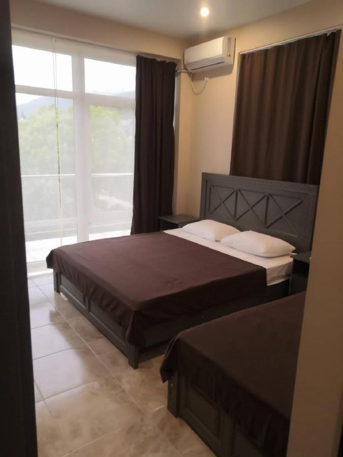 Calipso Sea Hotel Gagra Buitenkant foto
