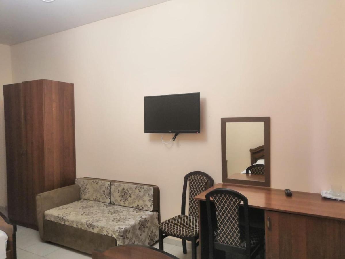 Calipso Sea Hotel Gagra Buitenkant foto